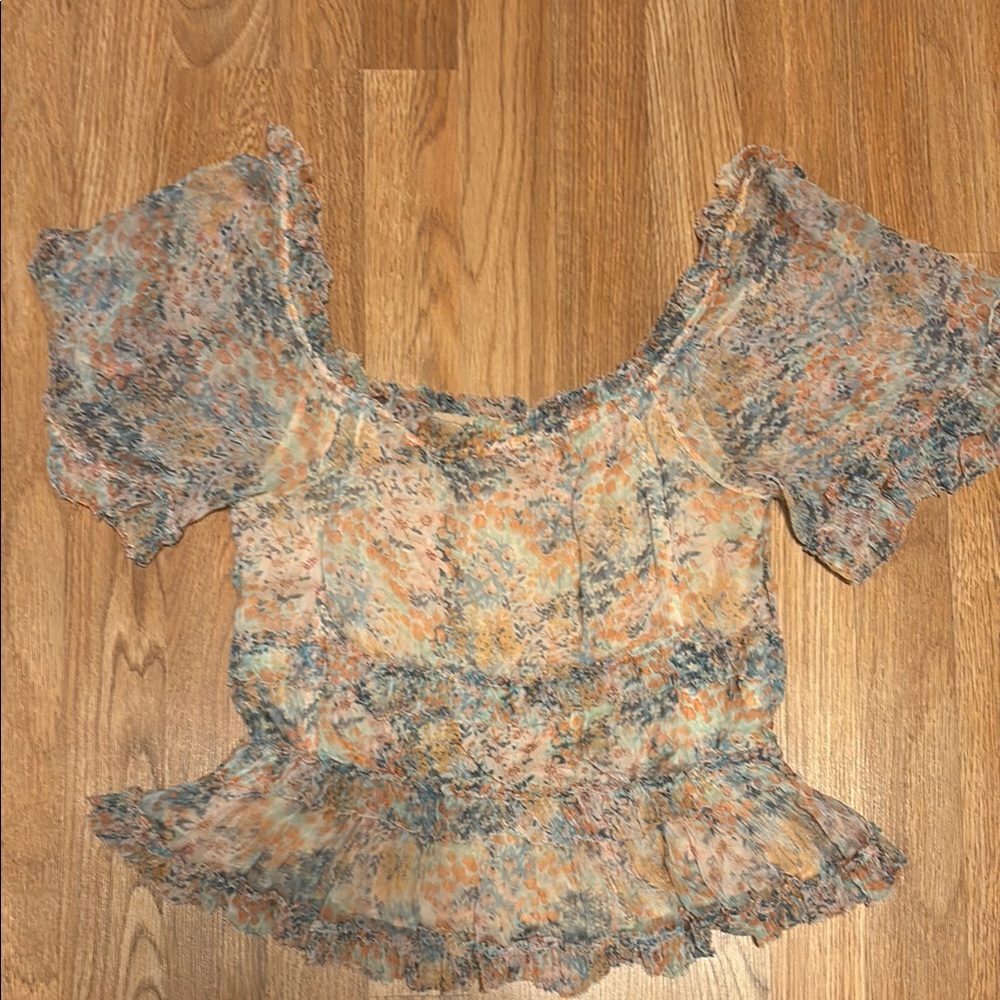 Vintage floral viscose ruffle blouse